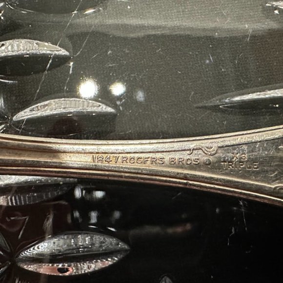 RARE 1847 Rogers Bros Vintage Grapevine TRIPLE SILVER PLATED 9” Salad Spoon,88g - Picture 9 of 10